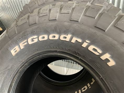 Yahooオークション Bfグッドリッチ Mt 33×105r15 Ko2 2本 バリ溝