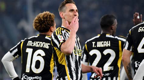 Juve In Semifinale Di Coppa Italia Contro La Lazio Tris Di Milik E