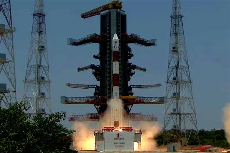 India's Aditya-L1 solar probe successfully lifts off toward the sun