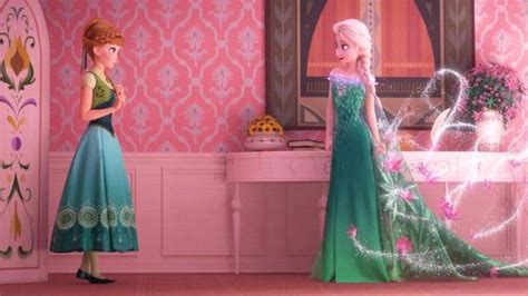 La Robe Verte De Anna Dans La Reine Des Neiges Une F Te Givr E Spotern