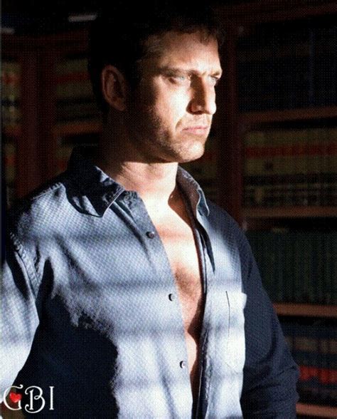 Pin By Ginger Hinosa On Hot Actors Gerard Butler Actor Gerard Butler Butler