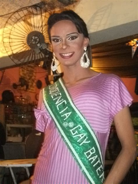 No Fio da Navalha Júnior Cazetta THAYLA MYLLER É A MISS CONSCIÊNCIA GAY 2011