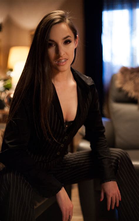 Amirah Adara And Alyssa Bounty Dive Deep Into Their Lesbian Desires MILF Fox