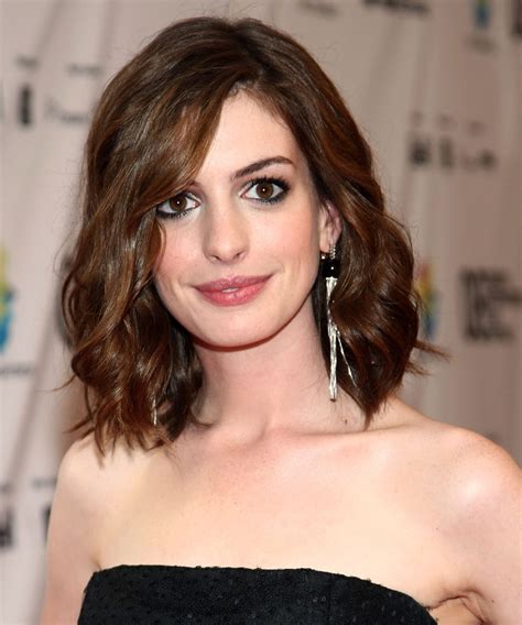 Anne Hathaway New Haircut - Best Haircut 2020