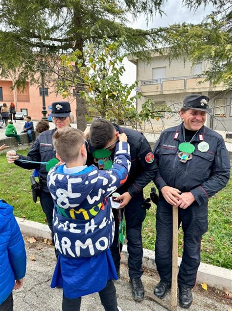 Giornata Alberi Piante Donate Dai Carabinieri Forestali Scuole