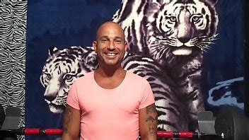 MAXXX LOADZ HIRING FEMALES FOR B G PORN VIDEO SHOOT IN FORT LAUDERDALE FL EMAIL ME Maxxxloadz