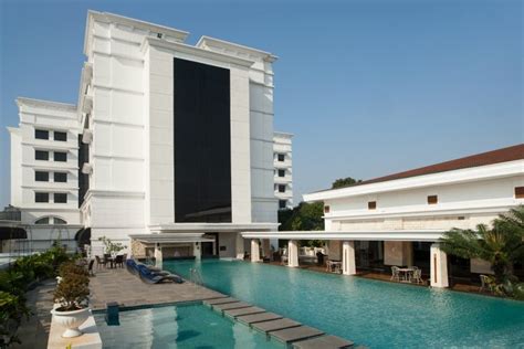 Hotel in Bandung | The Papandayan Hotel - TiCATi.com