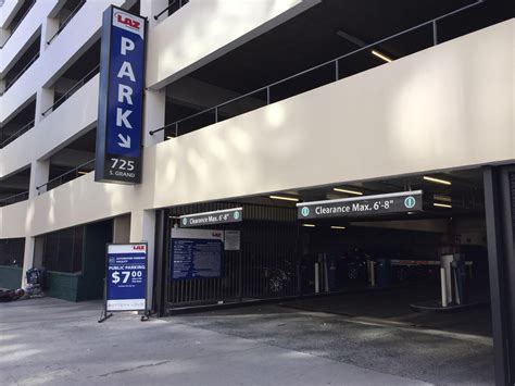 Navigating to S Grand Ave and W 2nd St in Los Angeles 3