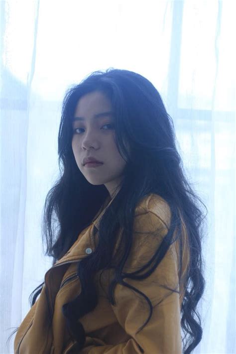 Cô bạn Đà Lạt 17 tuổi với gương mặt sắc lạnh hứa hẹn sẽ soán ngôi hot girl thế hệ mới