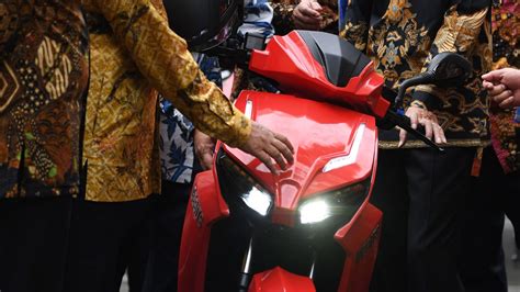 Foto Motor Listrik Gesits Siap Meluncur Di Pameran April 2019