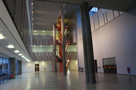 Tribunal De Grande Instance De Nanterre Salle Des Pas Perdus Film