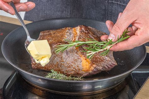 Entrecôte am Stück im Backofen zubereiten Rezept