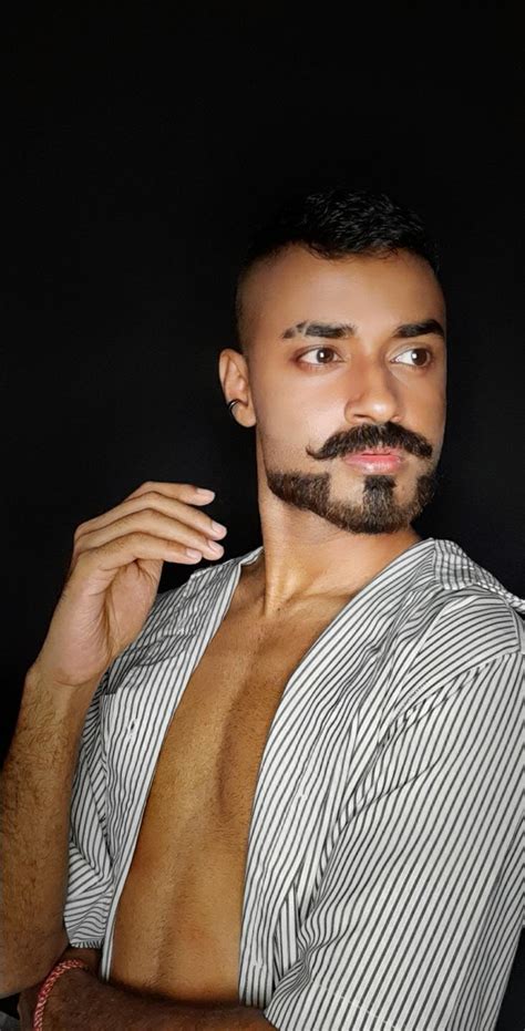 Hottest Male Shoutout On Twitter The Sexy Bottom Retweet For His Number Hunk Handsome Gay