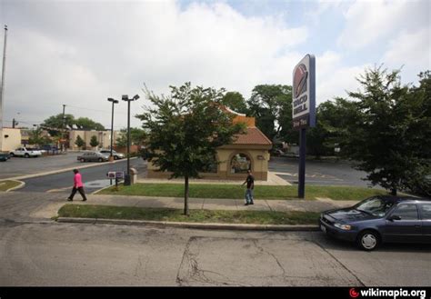 Taco Bell - Chicago, Illinois | fast food restaurant, Taco Bell