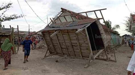 Puting Beliung Terjang Permukiman Warga Sumenep 14 Atap Rumah Rusak