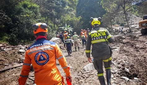 Ascienden A 21 Los Muertos Por La Avalancha En Quetame Cundinamarca