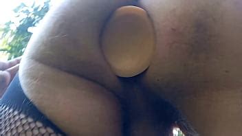 Me Inserto Un Enorme Plug Anal En Mi Culo XVIDEOS