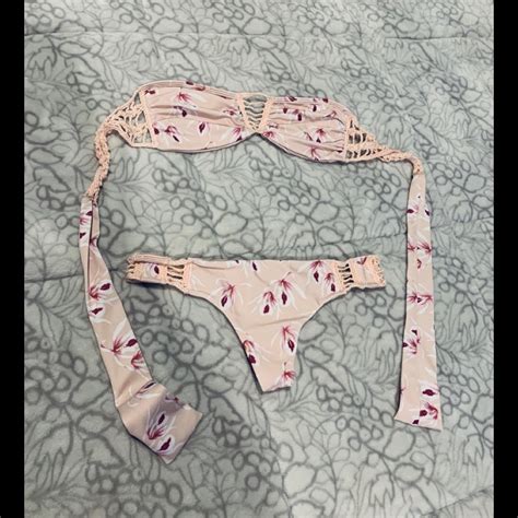 Like New Acacia Island Orchid Bikini Gem