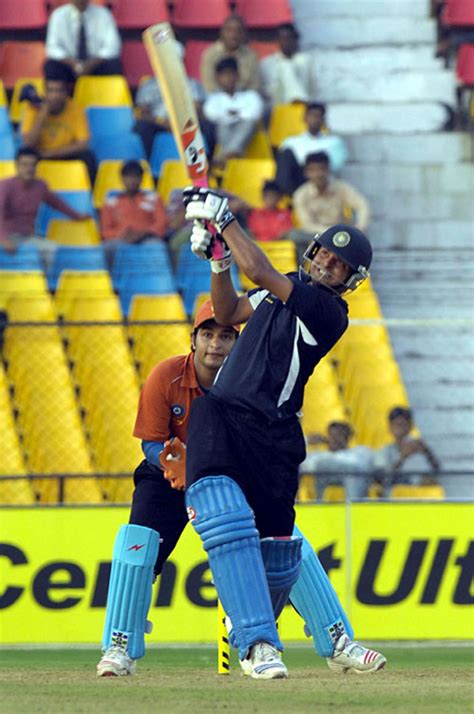 Suresh Raina Pulls To The Boundary ESPNcricinfo