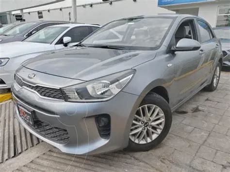 Kia Rio Sedan L Aut Usado Color Gris Precio