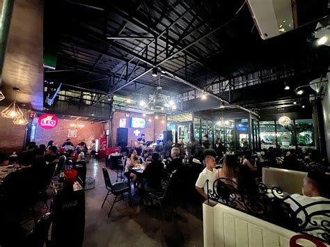 ยู บลา บลา บาย อินเทรนด์ (U-bla bla By Intrend) - นครสวรรค์ - Thai2Night