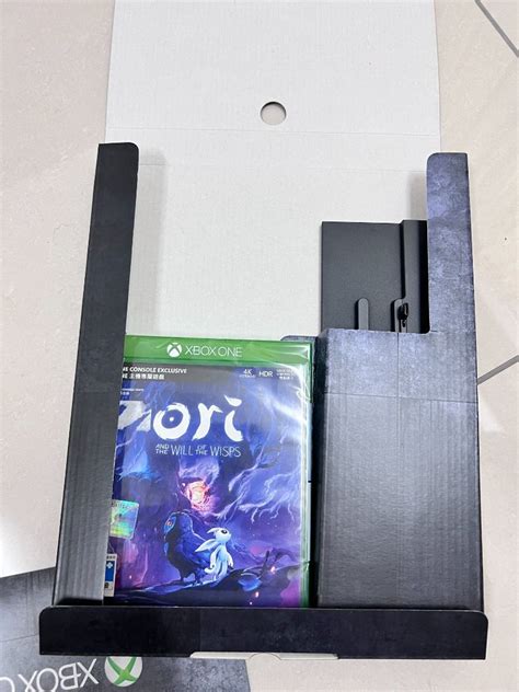 XBOX One X Cyberpunk 2077 Limited Edition Upgraded SSD 1 Game