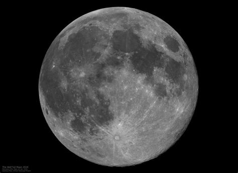 January's Full Wolf Moon looks stunning in 1st full moon photos of 2024 ...