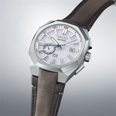 Astron 'Laurel' Limited Edition - 110th Seiko Wristwatchmaking ...