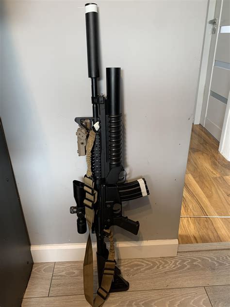 Roast my M4A1 SOPMOD : r/airsoft