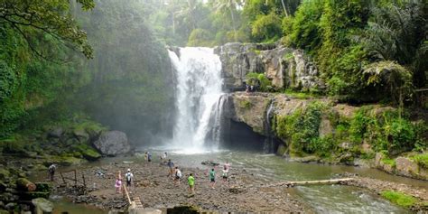 7 Air Terjun Di Gianyar Bali Yang Populer Terindah Pesisir