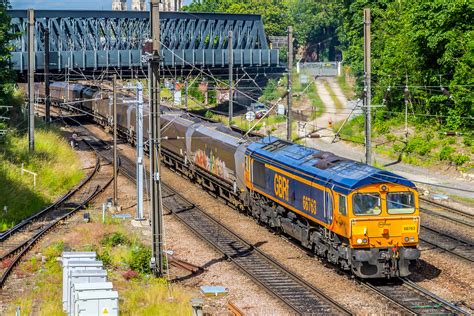 Flickr Class 66 Gbrf 145 Gbrf Liveried Class 66 7 No 6676 Flickr