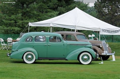 1937 Studebaker Dictator