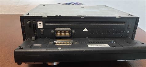 Автомобильный приемник Blaupunkt Madrit MP48: 1 060 грн. - Blaupunkt ...