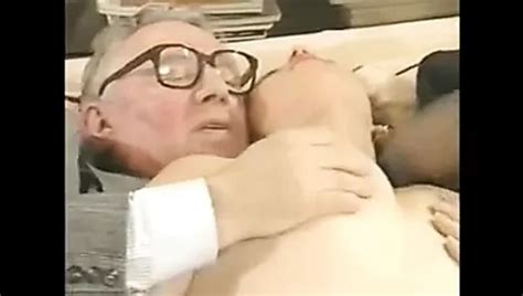 Vídeos de Abuelo gay asiático gratis xHamster