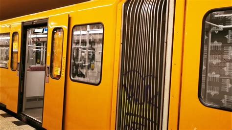 U Bahn Berlin Mitfahrt im F84 2770 2771 mit Wagenübergang auf der U7