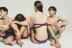 Si Buscas Un Bikini Con Mucho Color Lo Tienes En Oysho