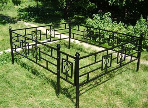 Оградки из профильной трубы своими руками чертежи