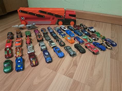 Hot wheels duży zestaw samochodziki dodatki Sokółka Kup teraz na Allegro Lokalnie