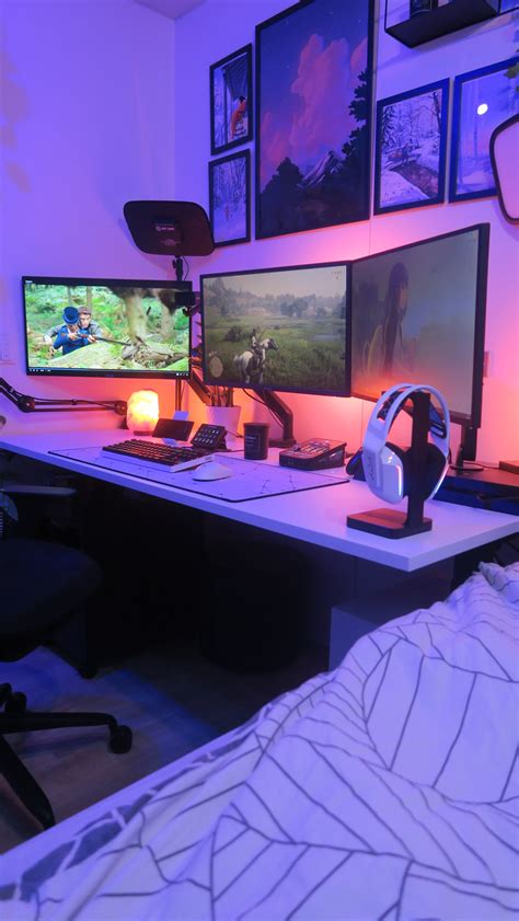 Sanxyra on Twitter: "Cozy view from bed OwO https://t.co/ZgZanPmi0s