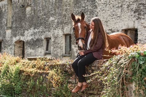 An Equine Photoshoot in Cornwall - Maly & Freya - Holly Outtridge