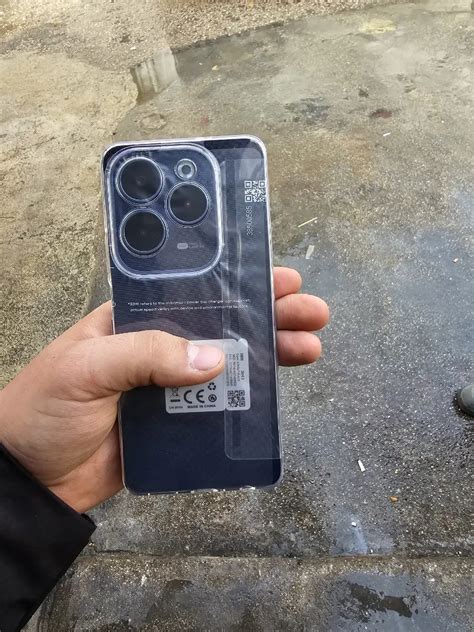 Infinix HOT GB SIFIR TELEFON YANINDA ŞARZ ALETİ İLE VERILECEKTI Akıllı Telefon