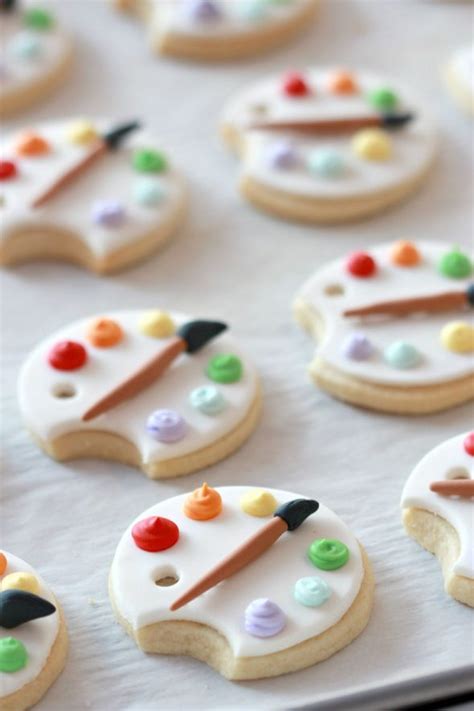 How To Cover Cookies With Fondant And Art Palette Cookie Tutorial Sweetopia