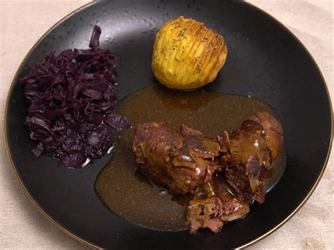 Kalbsrouladen Mit Rotkohl Und Semmelkn Del Arved Birnbaum Rezept