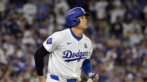 Shohei Ohtani Suffers Scary Arm Injury In World Series Game 2 For Dodgers