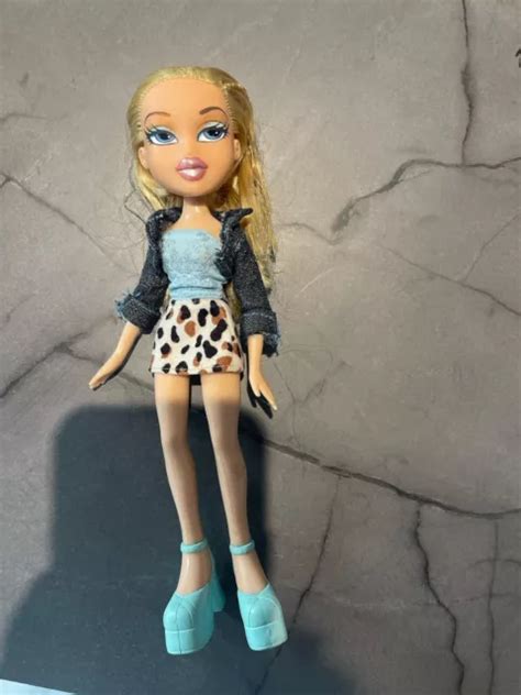 BRATZ FIRST EDITION Fashion Doll Cloe Vintage 2001 Blonde Y2K Toy Denim 10 00 PicClick UK