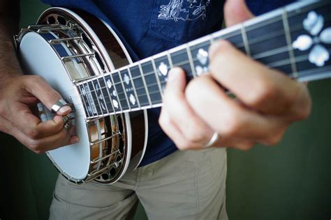 How To Tune A Tenor Banjo Deering® Banjo Company