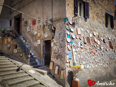 Deruta Il Borgo Della Ceramica Vicino Perugia