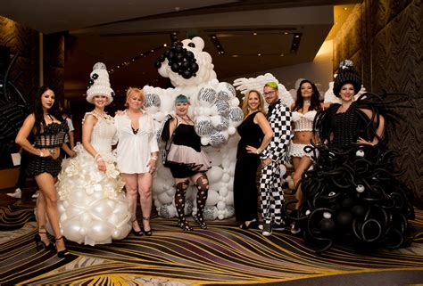 Черно Белая Вечеринка Фото – Telegraph
