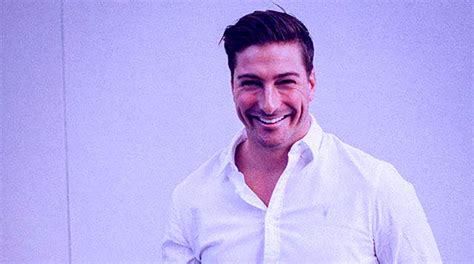 Is Daniel Lissing Married? Know His Wife, Net Worth, Measurements, Wiki, Bio | Eceleb-Gossip