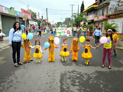 Tiempo De Naranjos Sucesos Se Vive El Desfile De La Primavera